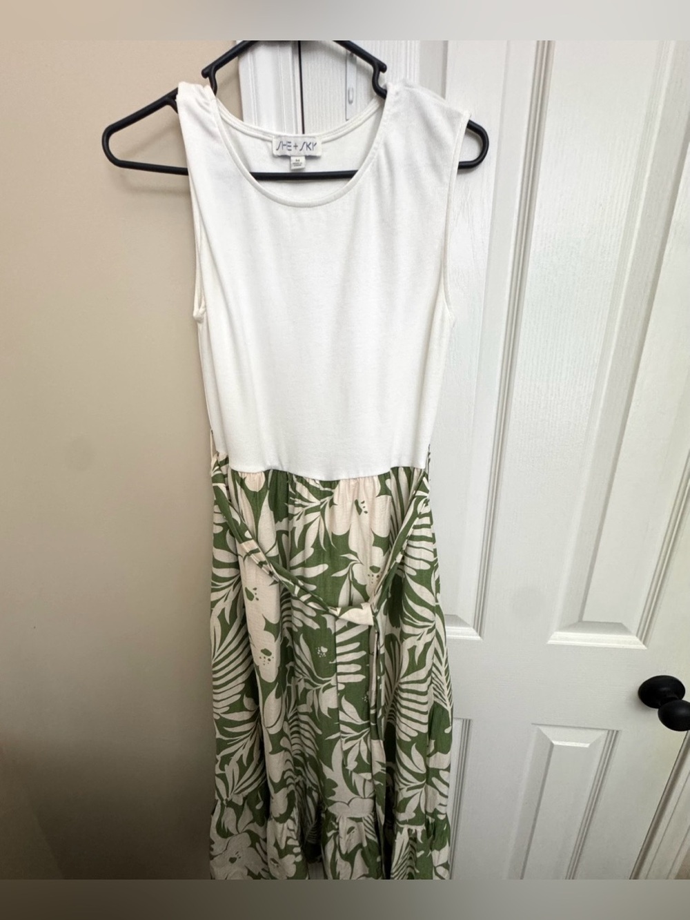She + Sky White Bodice Tropical Maxi Dress